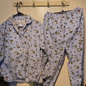 Adorable Bee Print Ladies Pajama Set